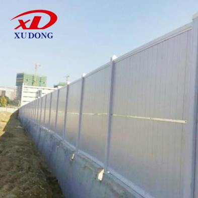 施工現(xiàn)場為何用旭東PVC圍擋？質(zhì)量和安全是決勝的關(guān)鍵！