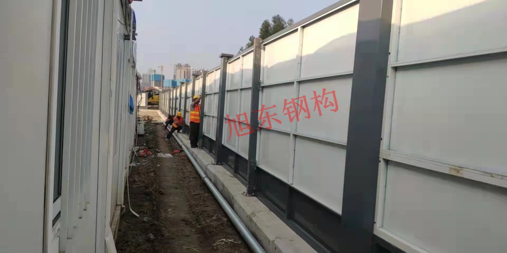 深圳抗疫旭東勇?lián)?dāng)，圍擋有序發(fā)貨支援疫區(qū)